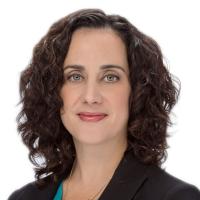 Headshot of Veronica Barcelona.